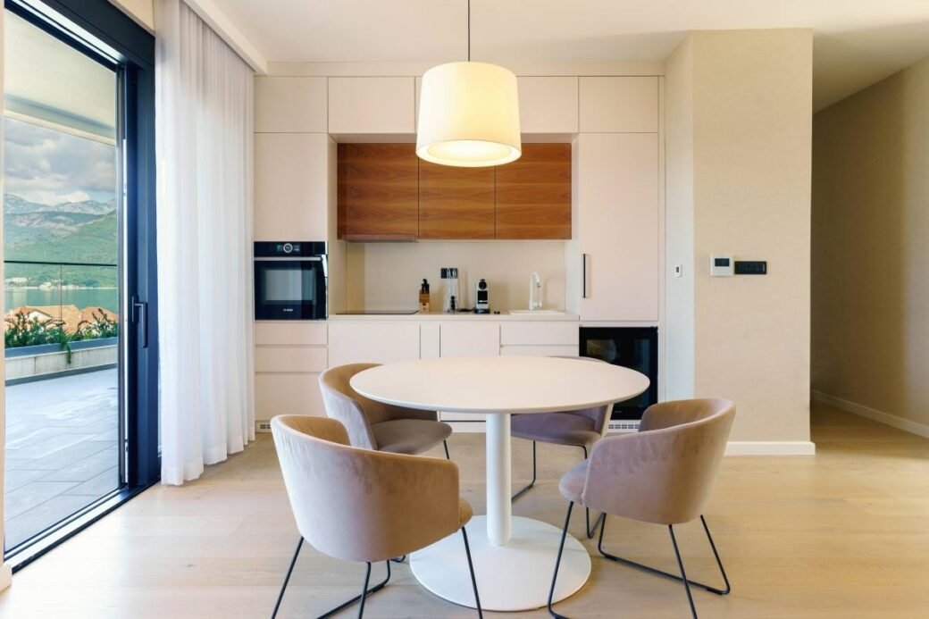 luxury-two-bedroom-penthouse-tivat-donja-lastva-2
