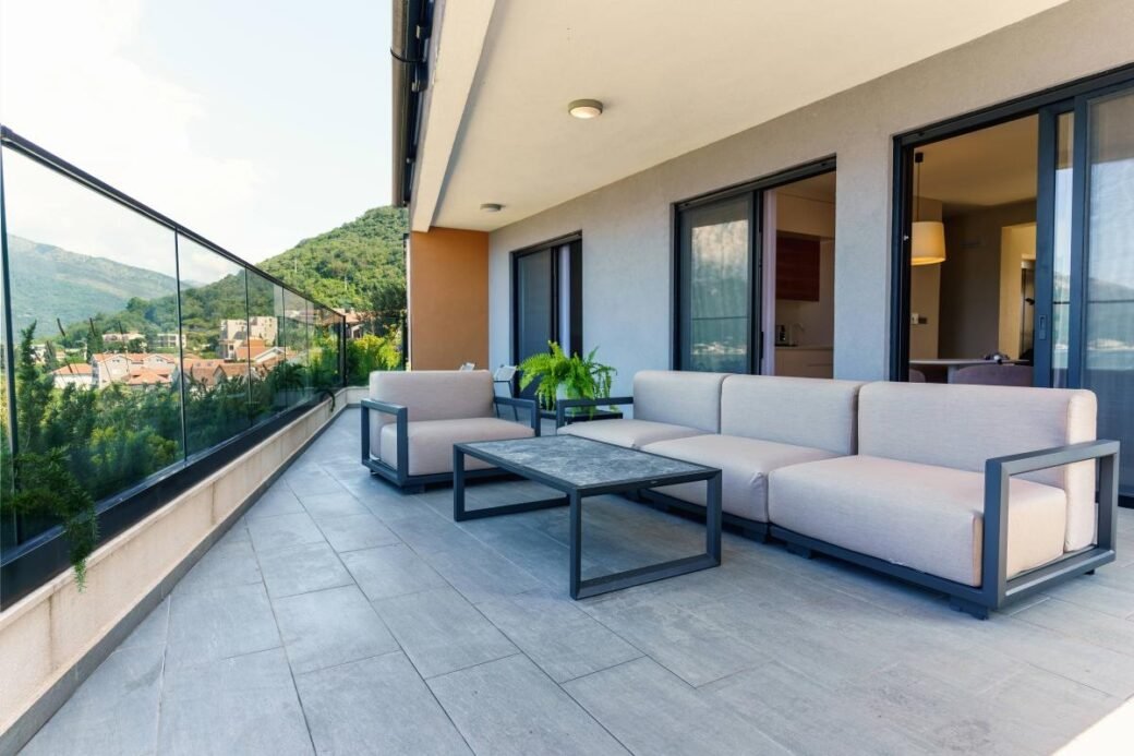luxury-two-bedroom-penthouse-tivat-donja-lastva.jpg-14