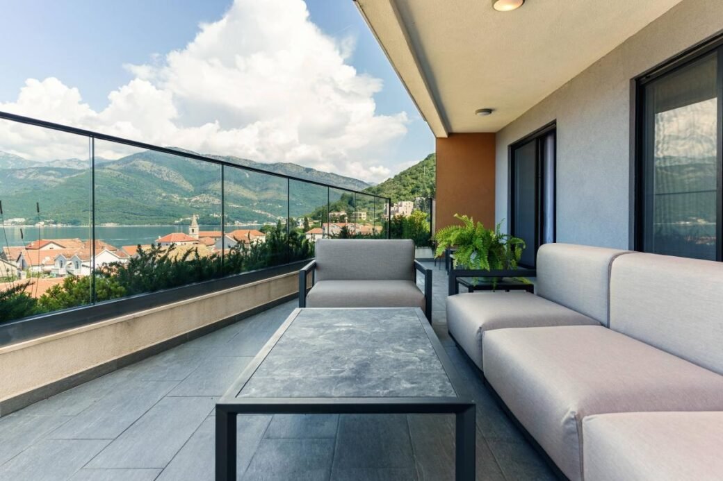 luxury-two-bedroom-penthouse-tivat-donja-lastva.jpg-17