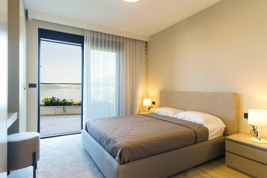 luxury-two-bedroom-penthouse-tivat-donja-lastva.jpg-6