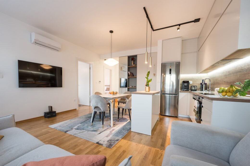 sea-view-terrace-apartment-for-sale-tivat-8