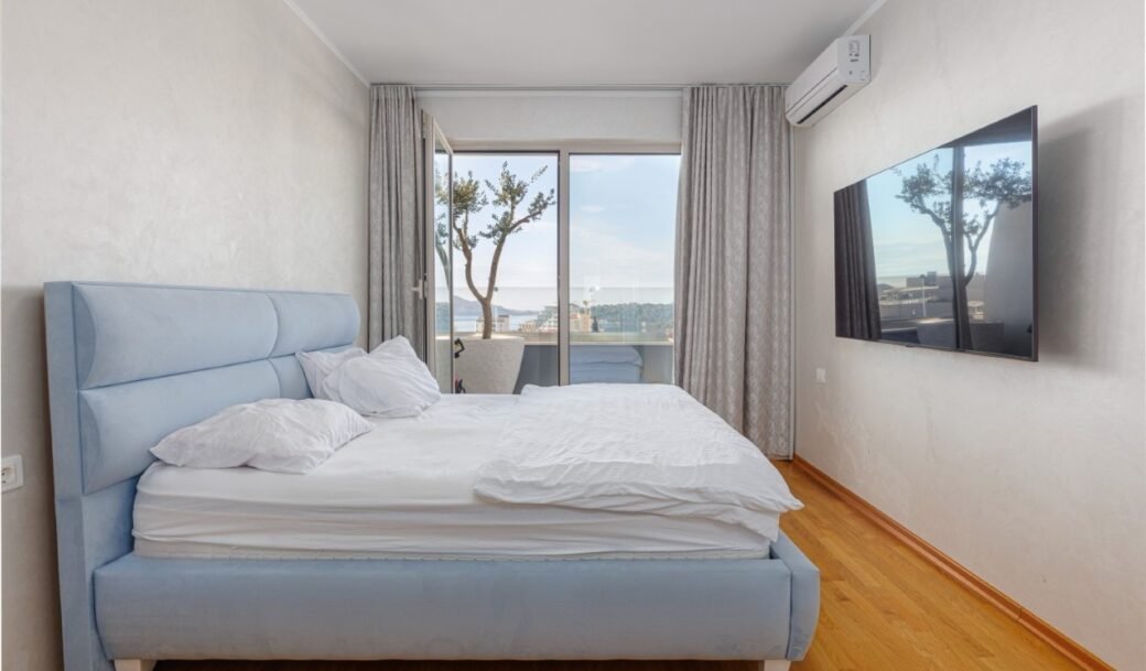 budva-becici-apartment-three-bedroom-104-sqm-terrace-80-sqm-279-sqm-montenegro-for-sale-A-03029 (12)