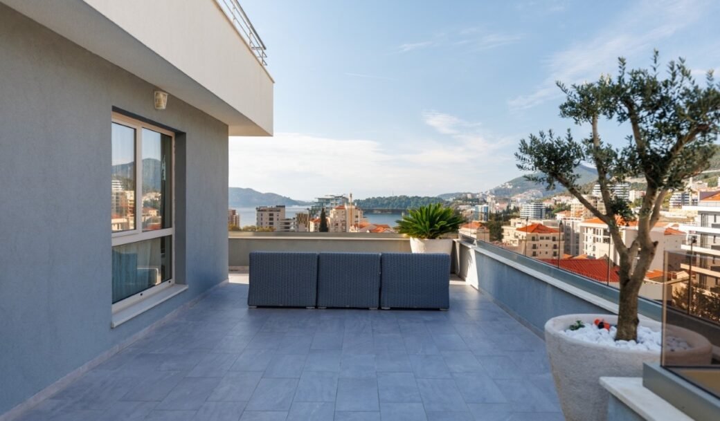 budva-becici-apartment-three-bedroom-104-sqm-terrace-80-sqm-279-sqm-montenegro-for-sale-A-03029 (14)