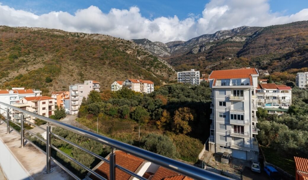 budva-becici-apartment-three-bedroom-104-sqm-terrace-80-sqm-279-sqm-montenegro-for-sale-A-03029 (15)