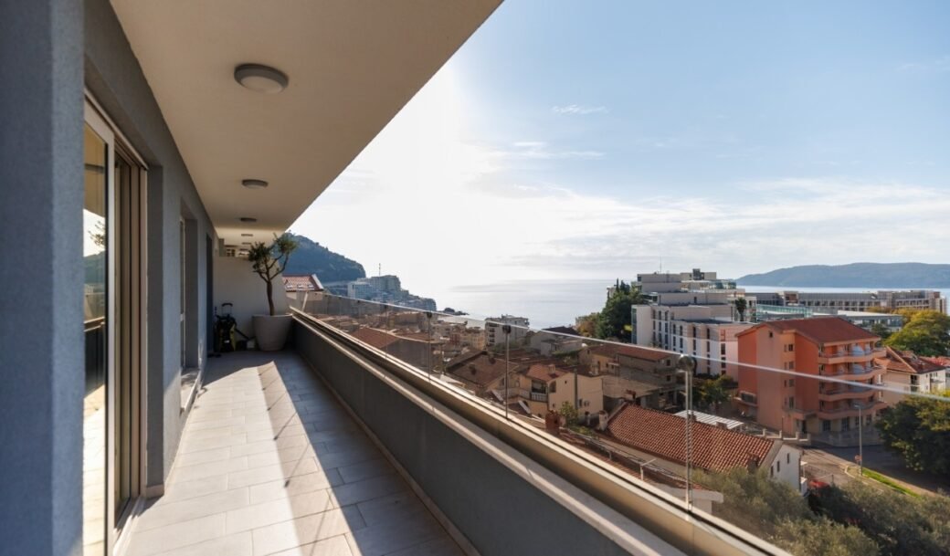 budva-becici-apartment-three-bedroom-104-sqm-terrace-80-sqm-279-sqm-montenegro-for-sale-A-03029 (17)