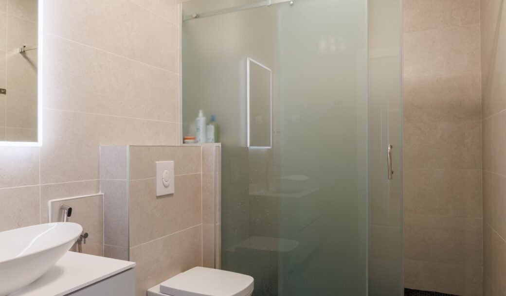budva-becici-apartment-three-bedroom-104-sqm-terrace-80-sqm-279-sqm-montenegro-for-sale-A-03029 (21)