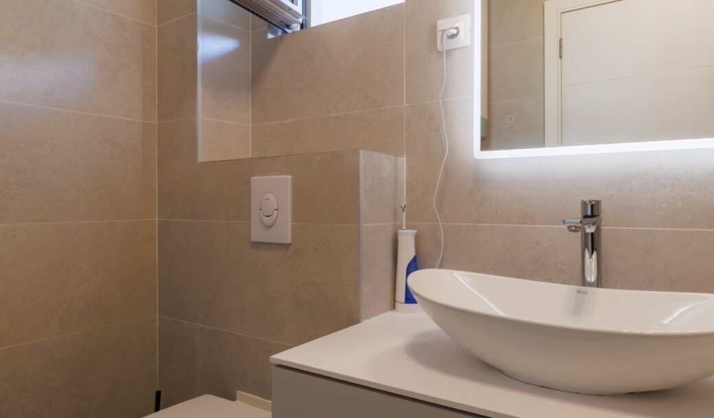 budva-becici-apartment-three-bedroom-104-sqm-terrace-80-sqm-279-sqm-montenegro-for-sale-A-03029 (25)