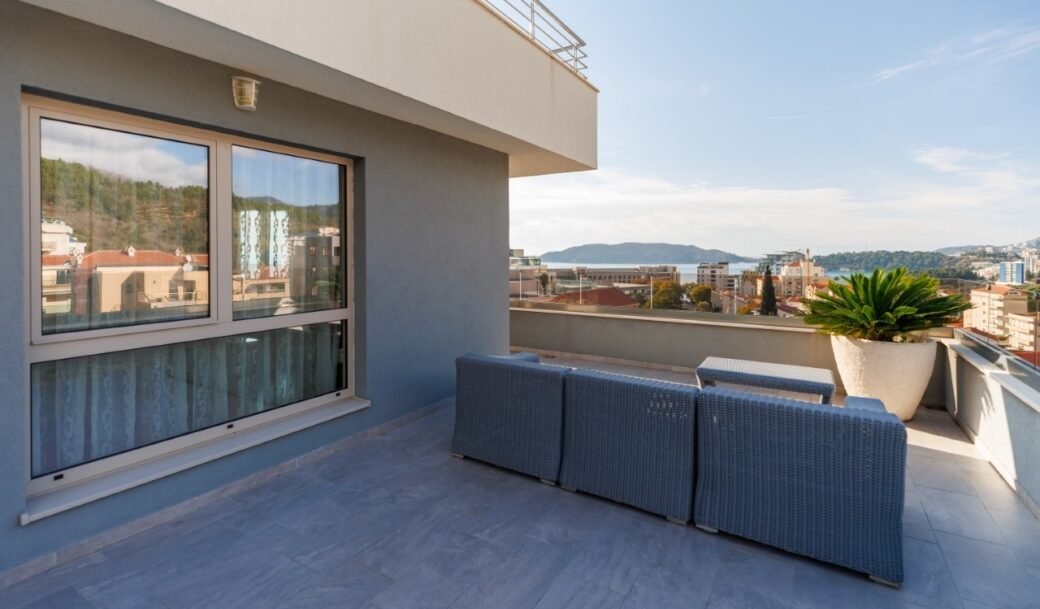 budva-becici-apartment-three-bedroom-104-sqm-terrace-80-sqm-279-sqm-montenegro-for-sale-A-03029 (28)
