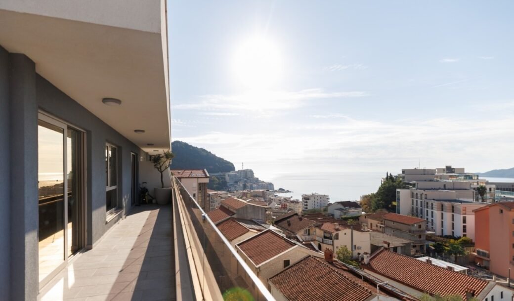 budva-becici-apartment-three-bedroom-104-sqm-terrace-80-sqm-279-sqm-montenegro-for-sale-A-03029 (4)