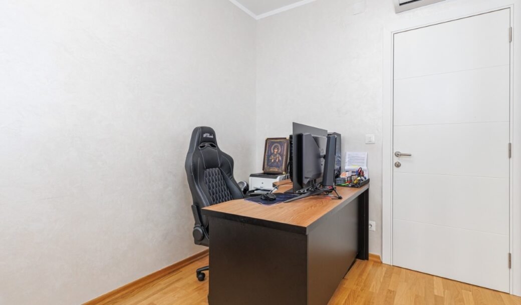 budva-becici-apartment-three-bedroom-104-sqm-terrace-80-sqm-279-sqm-montenegro-for-sale-A-03029 (44)
