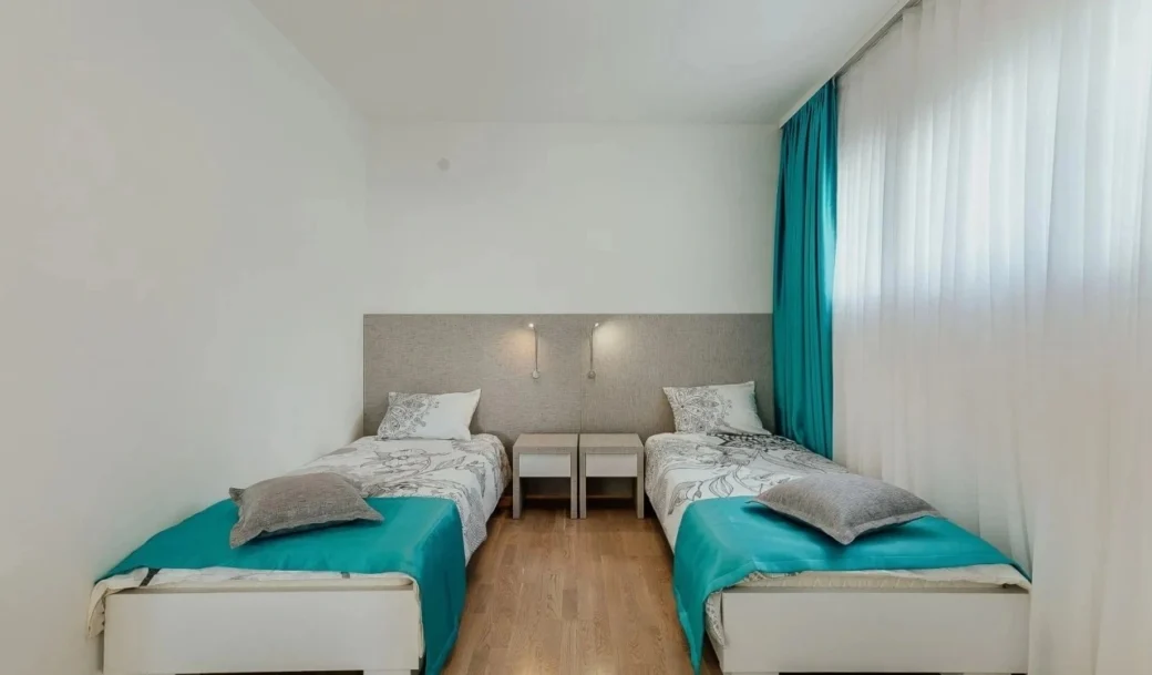 herceg-novi-njivice-villa-four-bedroom-236-sqm-montenegro-for-sale-V-03196 (15)