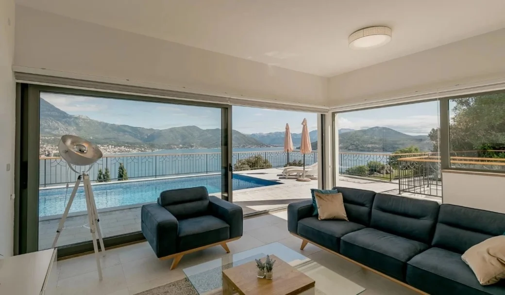 herceg-novi-njivice-villa-four-bedroom-236-sqm-montenegro-for-sale-V-03196 (7)