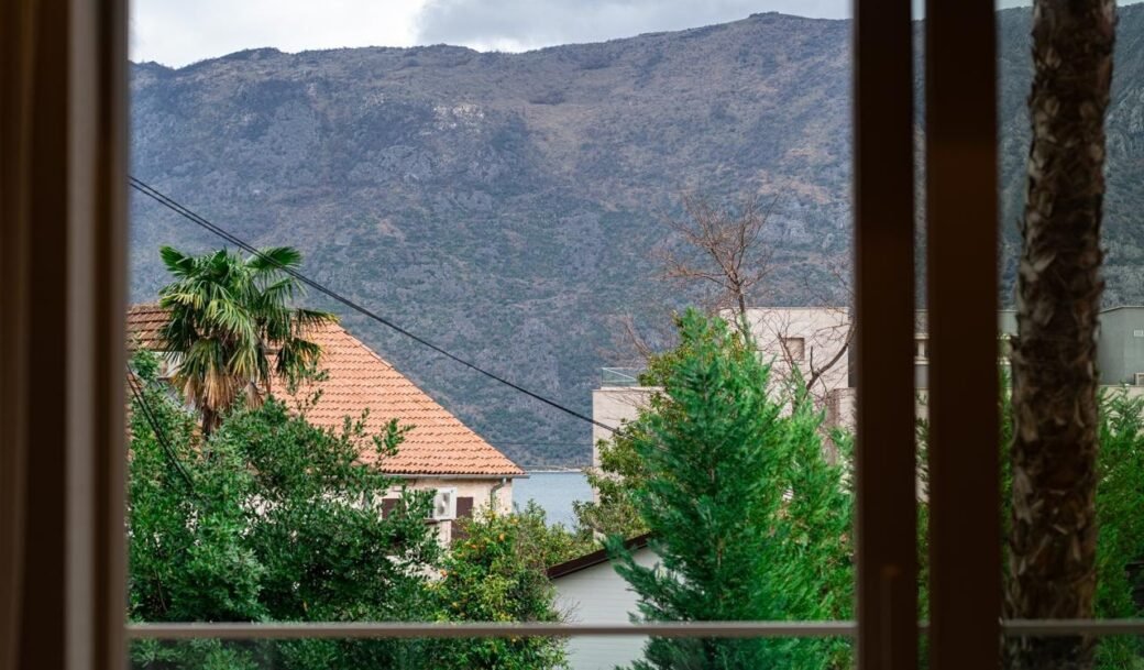 kotor-stoliv-apartment-one-bedroom-67-sqm-montenegro-for-sale-A-03225 (3)