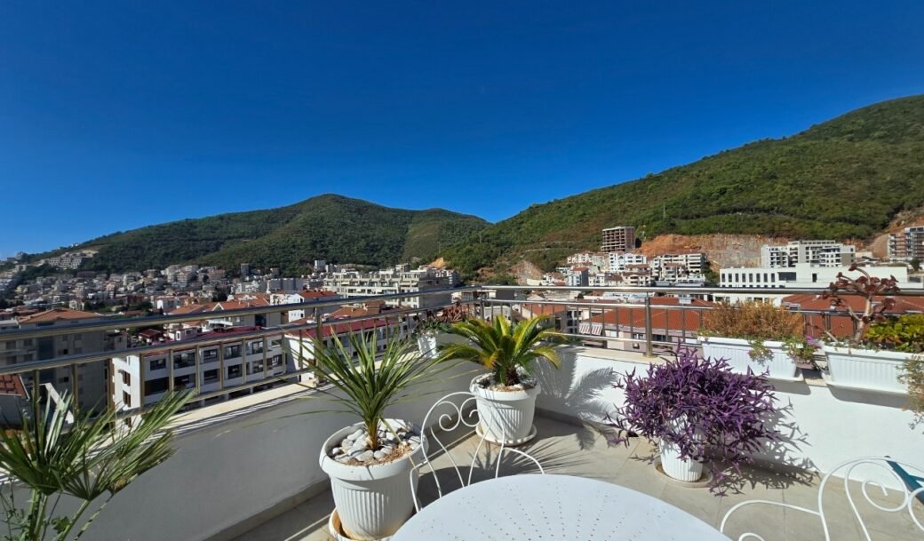 budva-rozino-apartment-penthouse-133-sqm-montenegro-for-sale-A-03240 (9)
