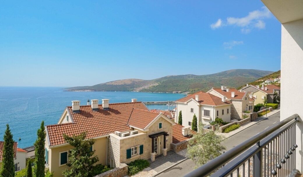 tivat-lustica-bay-apartment-two-bedroom-105-sqm-montenegro-for-sale-A-03234 (21)