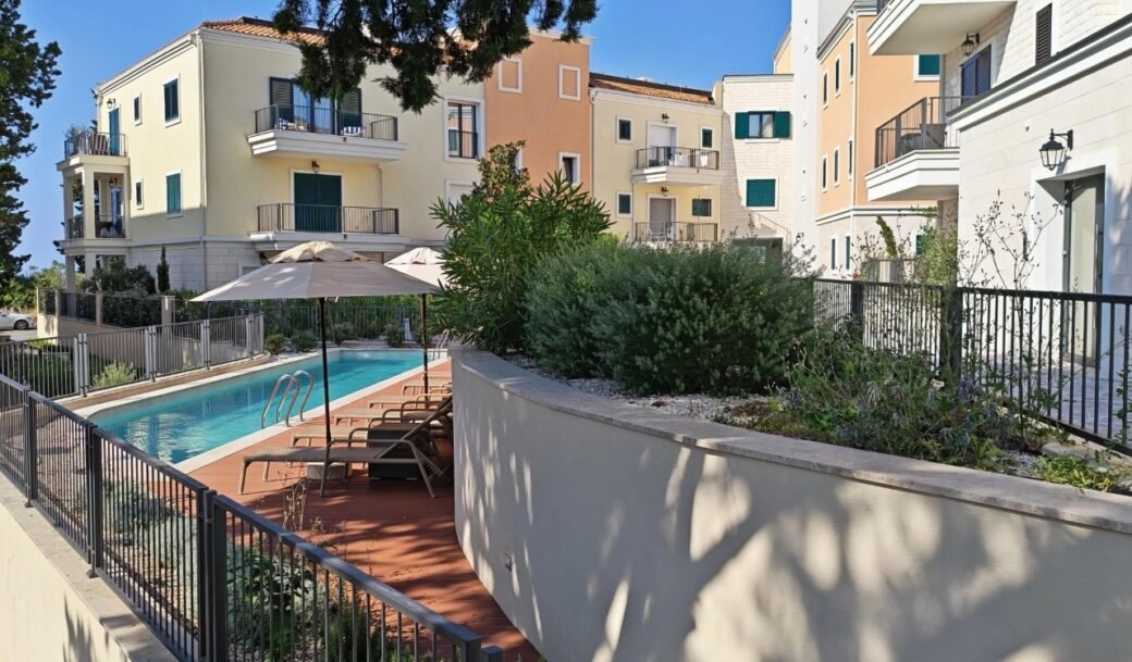 tivat-lustica-bay-apartment-two-bedroom-98-sqm-montenegro-for-sale-A-03244 (10)