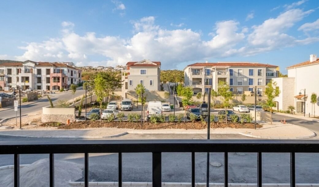 tivat-lustica-bay-centrale-apartament-two-bedroom-montenegro-for-sale-A-03235 (16)