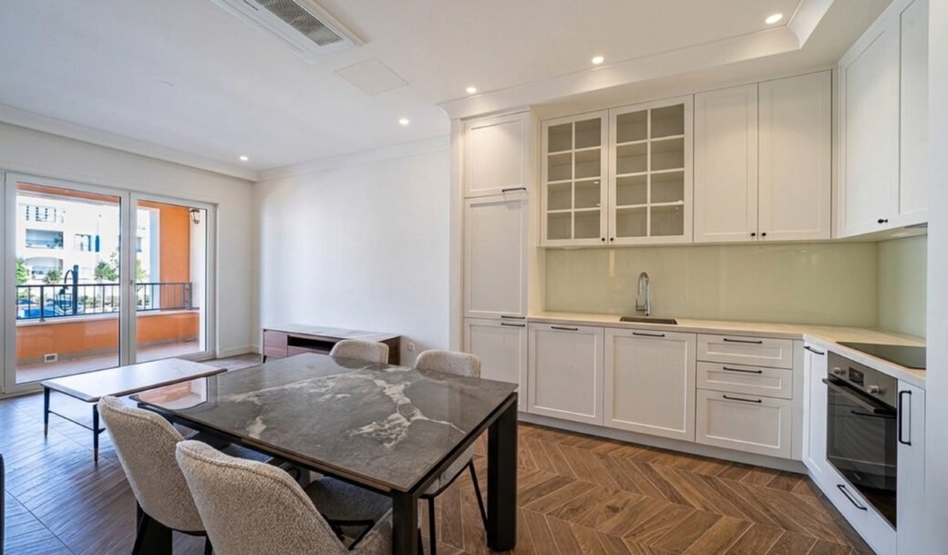 tivat-lustica-bay-centrale-apartament-two-bedroom-montenegro-for-sale-A-03235 (18)