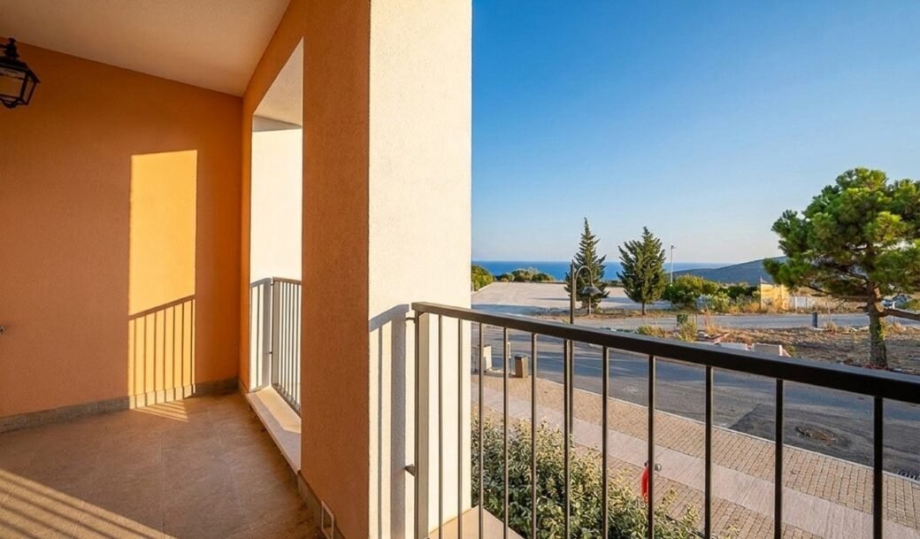 tivat-lustica-bay-centrale-apartament-two-bedroom-montenegro-for-sale-A-03235 (4)