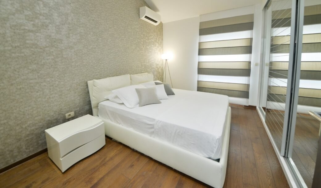 budva-center-apartment-three-bedroom-218-sqm-montenegro-for-sale-A-03261 (10)