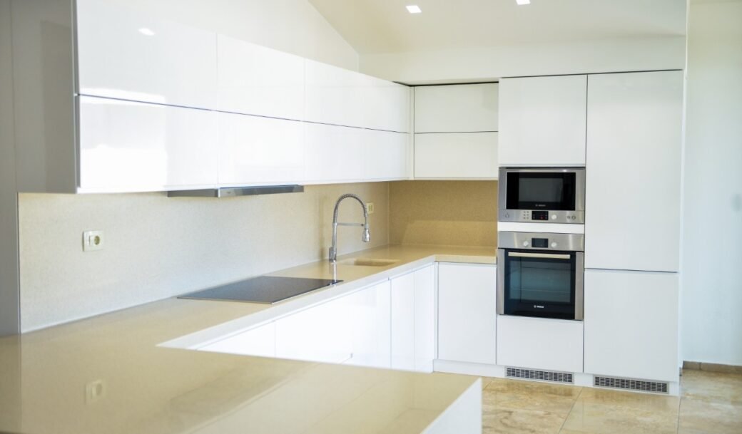 budva-center-apartment-three-bedroom-218-sqm-montenegro-for-sale-A-03261 (15)
