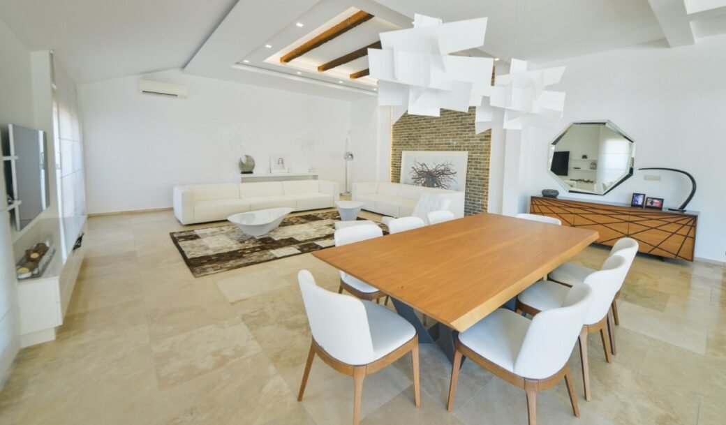 budva-center-apartment-three-bedroom-218-sqm-montenegro-for-sale-A-03261 (2)