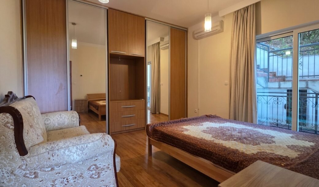 herceg-novi-apartment-three-bedroom-125-sqm-terraces-100-sqm-montenegro-for-sale-A-03263 (2)